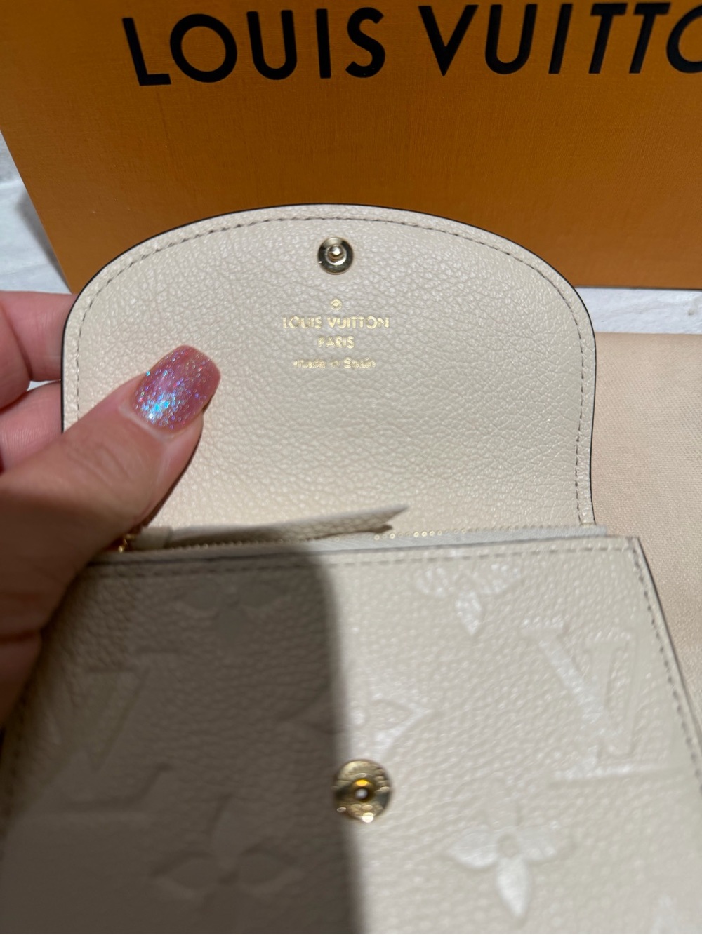 Louis Vuitton Rosalie Coin Purse/Wallet - Picture 9 of 13